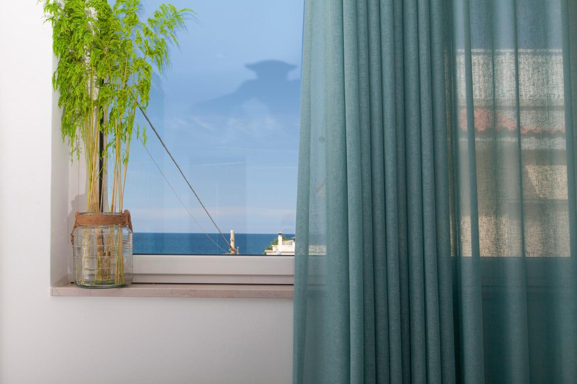 Dimora Nesea Bed & Breakfast Cozze Dış mekan fotoğraf